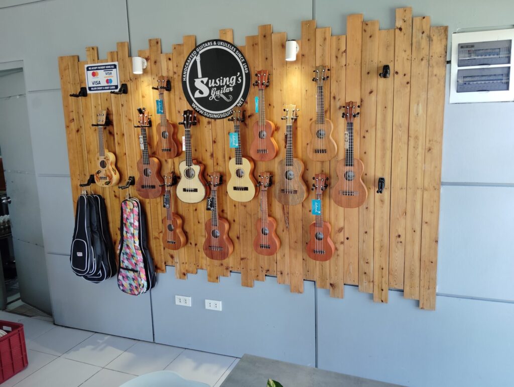 UkeHub Cafeの店内